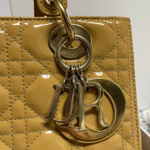 Authentic Lady Dior Medium Handbag - Picture 2 of 16